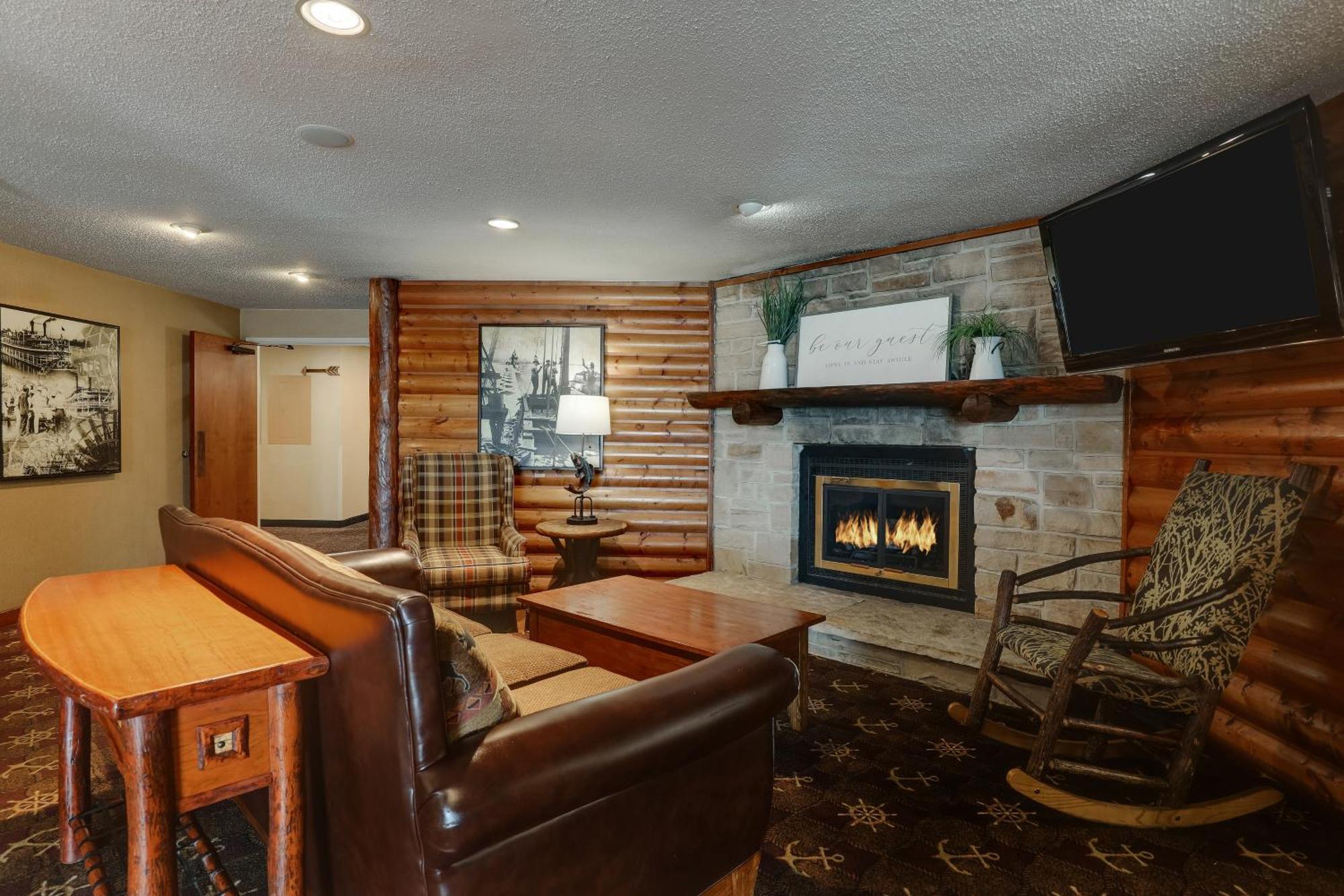 Stoney Creek Inn Куинси Экстерьер фото