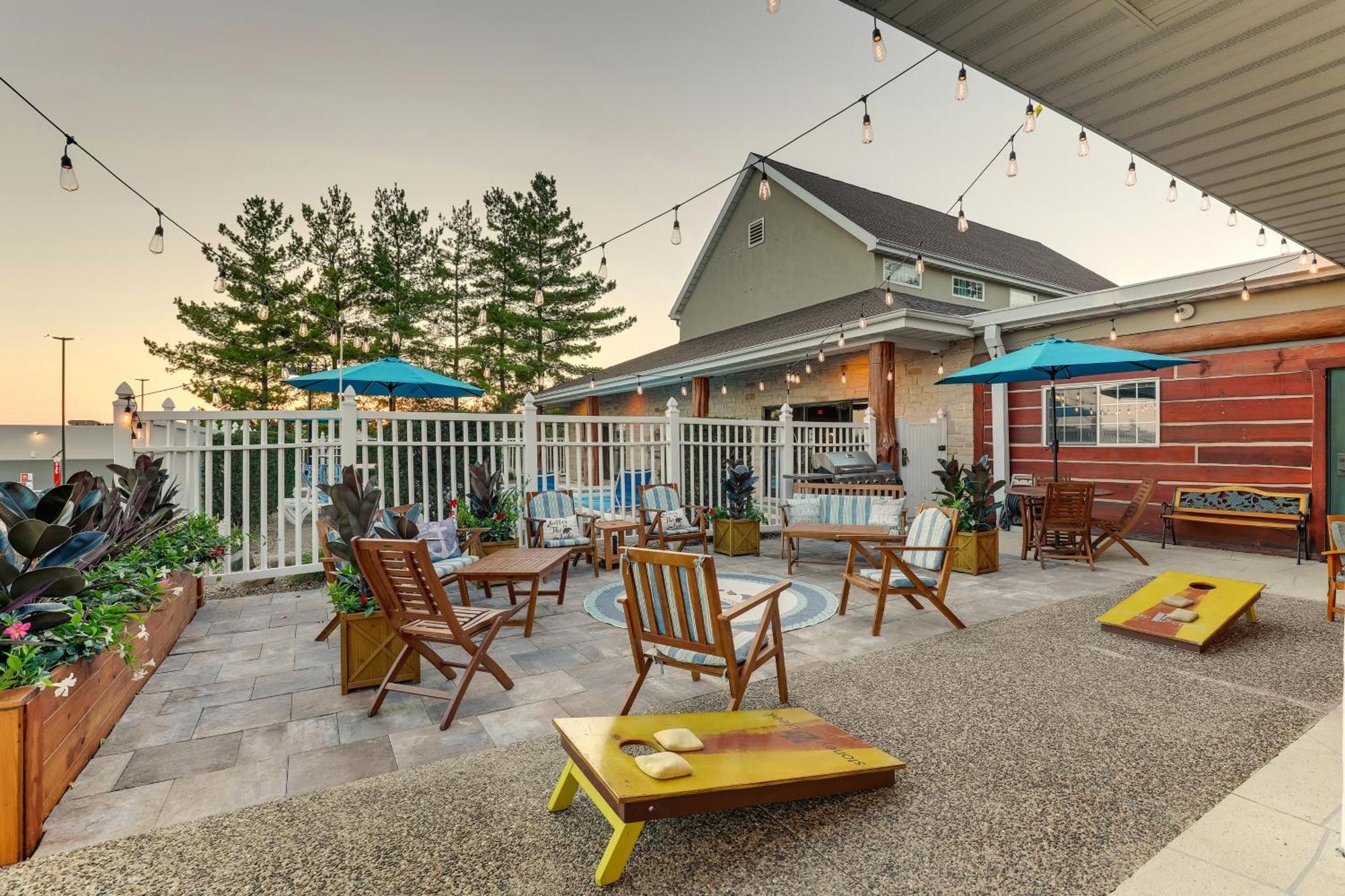 Stoney Creek Inn Куинси Экстерьер фото