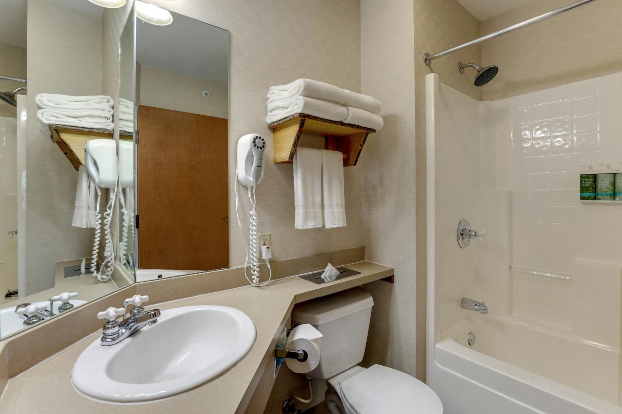Stoney Creek Inn Куинси Экстерьер фото